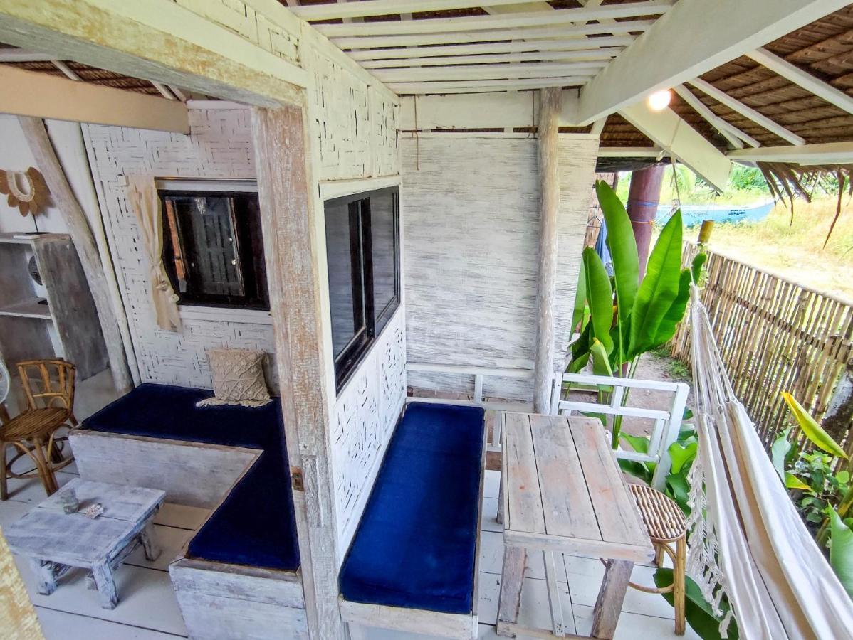 The Surf Shacks - Beach House, Aircon, Fast Wifi General Luna  Εξωτερικό φωτογραφία
